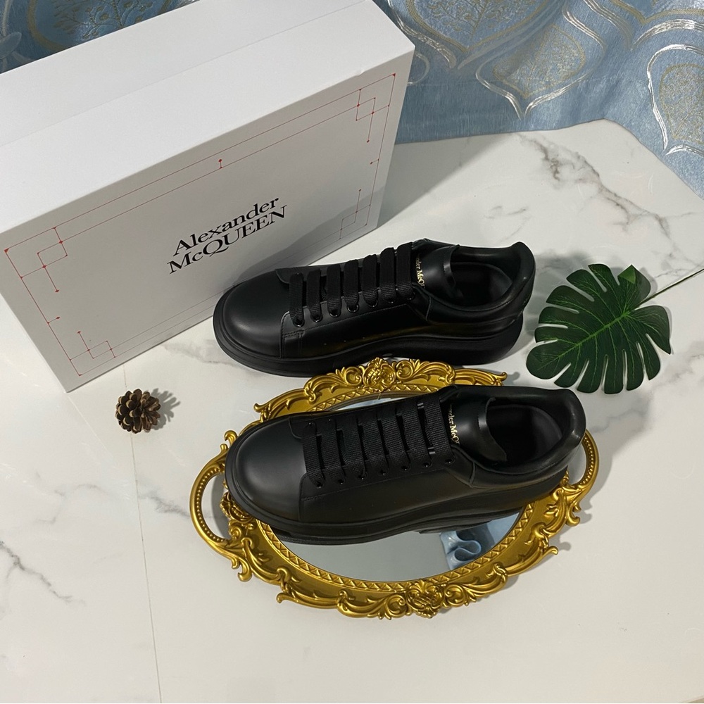 Alexander McQueen Black Leather Sneakers - Picture 3 of 9